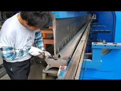 Μηχανή κάμψης κωνικών στύλων