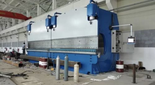 Τελευταία εταιρικά blogs για What are the advantages of CNC press brake?