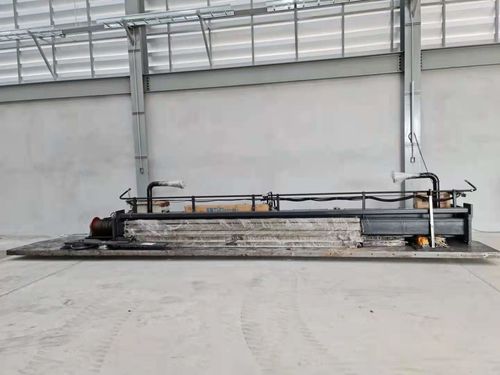 Latest company news about οι ελαφριές μηχανές πόλων γραμμών 8m στο εργαστήριο τον Αύγουστο 20,2021 του πελάτη της Ταϊλάνδης