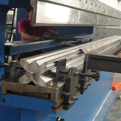 2×320T CNC Τανδημική Υδραυλική Μηχανή Φρένων με Σύστημα Ελέγχου DA53T