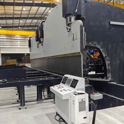 CNC Τανδημικό υδραυλικό φρένο τύπου 2-WE67k-1200/6250 για την κατασκευή μονοπόλου μετάδοσης σωληνωτού πύργου και υψηλού μίσχους