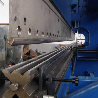 CNC Τανδημικό υδραυλικό φρένο τύπου 2-WE67k-1200/6250 για την κατασκευή μονοπόλου μετάδοσης σωληνωτού πύργου και υψηλού μίσχους