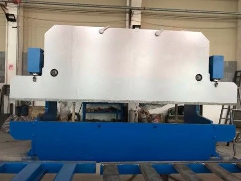 Ηλεκτρονική μηχανή CNC υδραυλικού φρένου / μηχανή ελαφρού πόλου