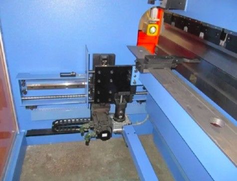 Good price Υψηλής πίεσης δύναμη CNC υδραυλικό φρένο 7.5KW ισχύς κινητήρα 400L χωρητικότητα δεξαμενής πετρελαίου σε απευθείας σύνδεση