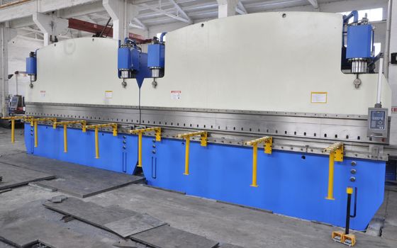 CNC Πρεσσομηχανή Tandem 1600 Τόνων Δύναμης, Κατασκευή Υψηλών Ιστών Και Μονοπολικών